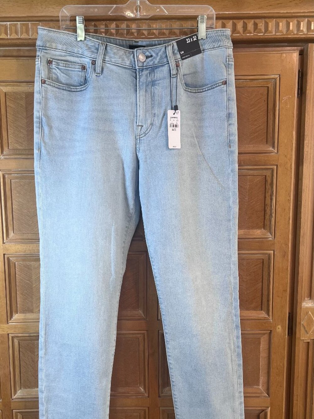 Mens Express Jeans Light Wash Slim Straight Relaxed 33x32 NWT